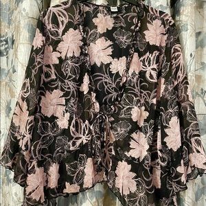 Studio 1940 Size 26/28 Semi-Sheer Ruffled Tie Front 3/4 Ruffled Sleeve Over Top